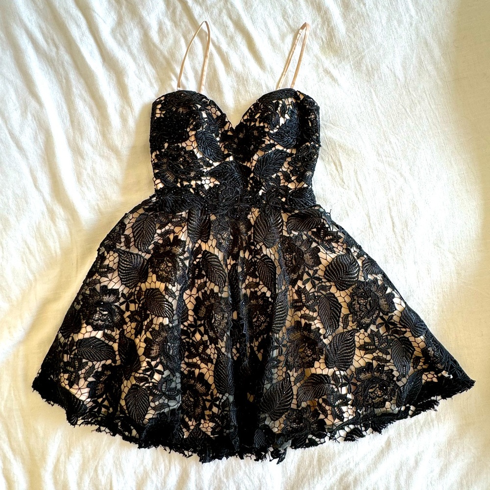 Dave and Johnny studded black lace and tulle cocktail dress